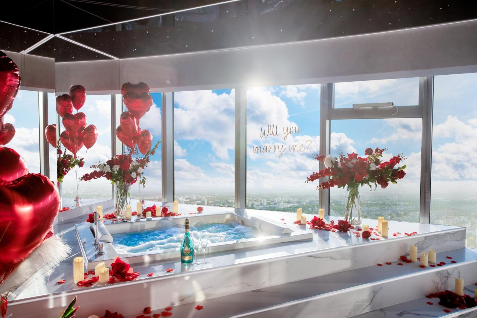 Apartamenty Sky Tower Z Jakuzzi Przy Oknie Wroclaw Dış mekan fotoğraf