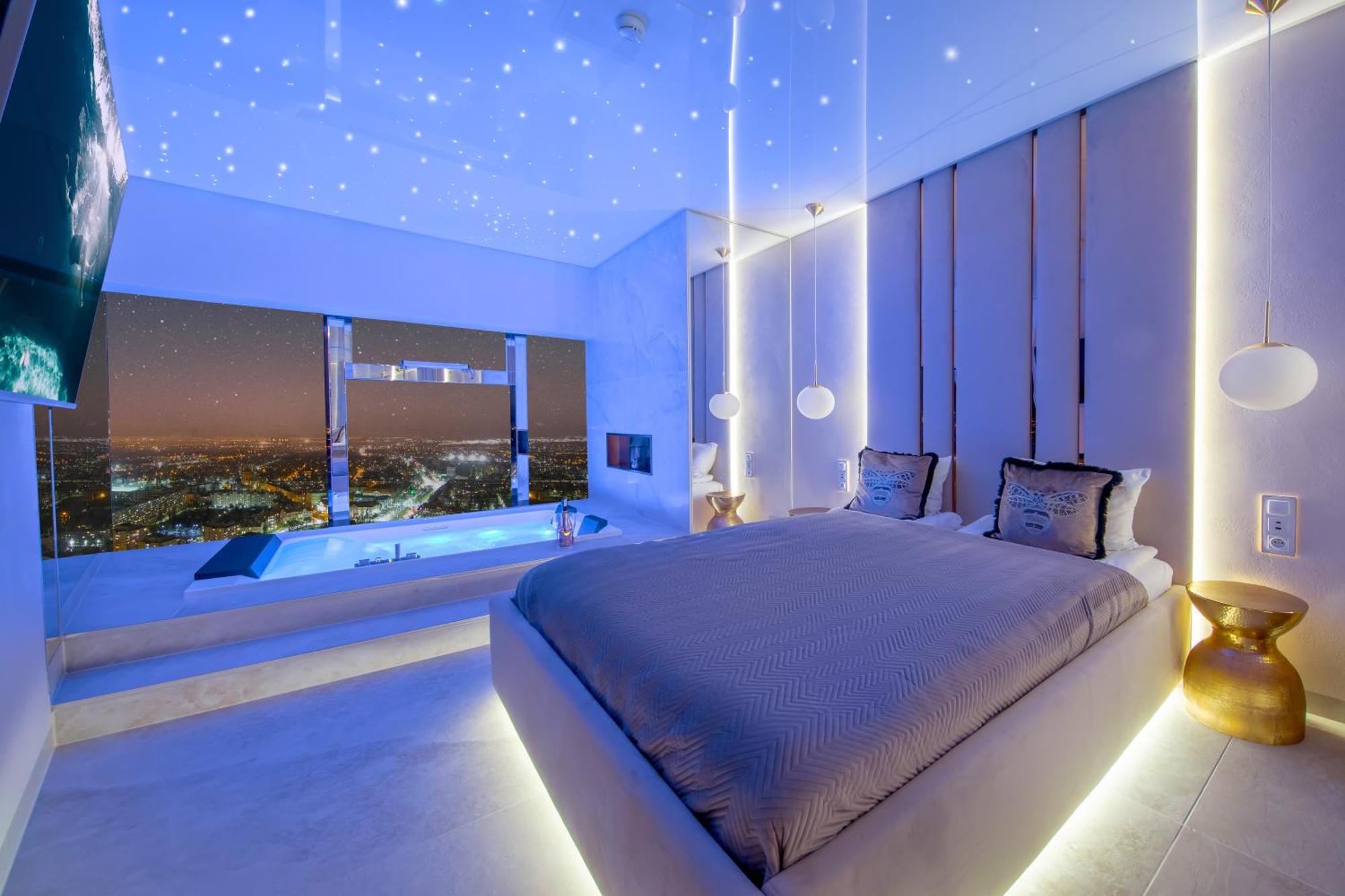 Apartamenty Sky Tower Z Jakuzzi Przy Oknie Wroclaw Dış mekan fotoğraf