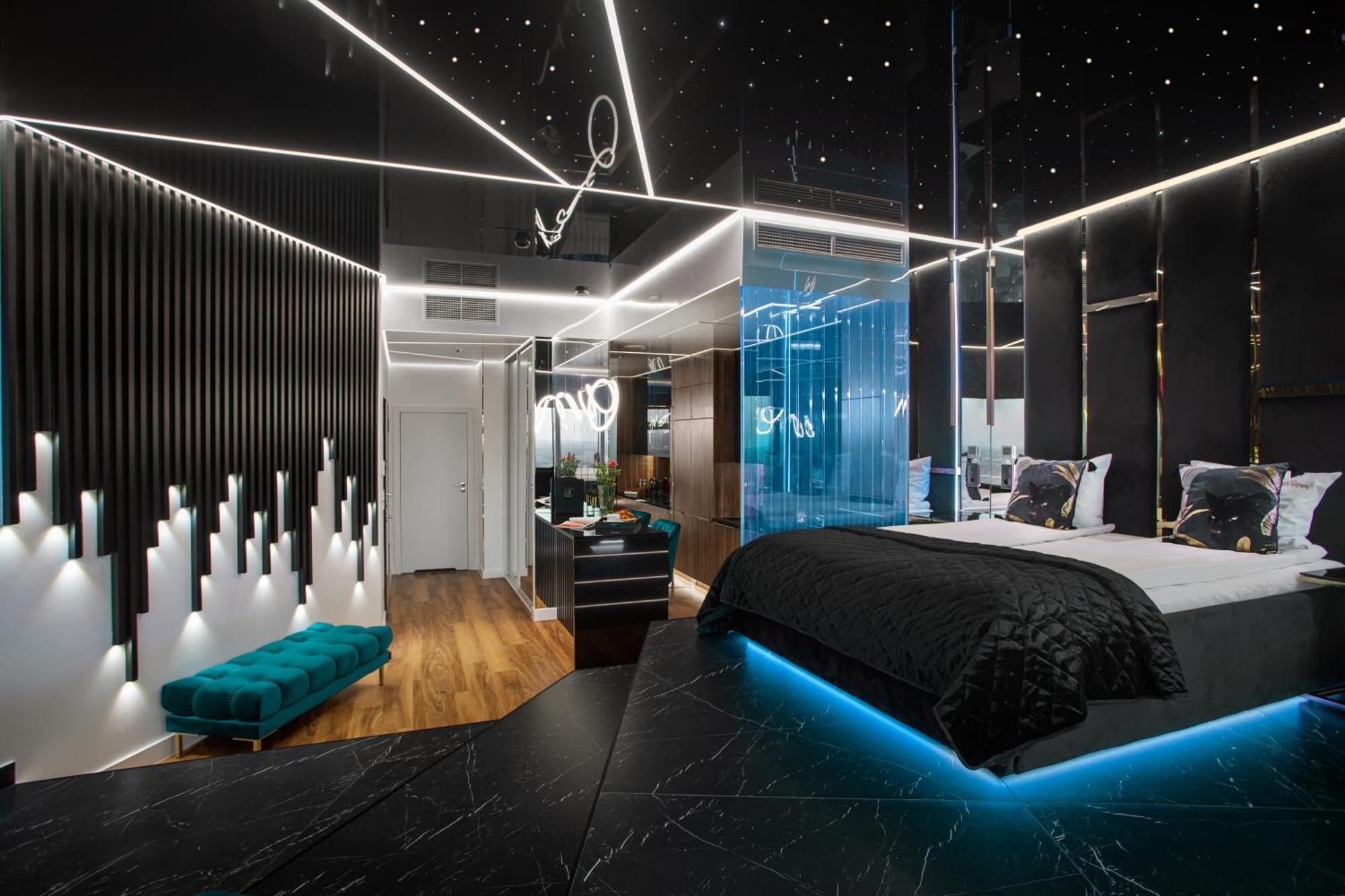 Apartamenty Sky Tower Z Jakuzzi Przy Oknie Wroclaw Dış mekan fotoğraf